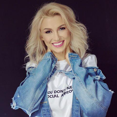 Andreea Bălan, jurata de la „Te cunosc de undeva”, mai sinceră ca niciodată! " Am zâmbit mereu, chiar și atunci când am fost foarte tristă!"