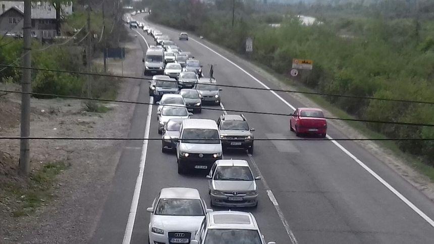 Atenţie, şoferi! Un T&Acirc;RG ANUAL va da totul peste cap! Trafic deviat de marţi  p&acirc;nă duminică pe DN 7, la Titu