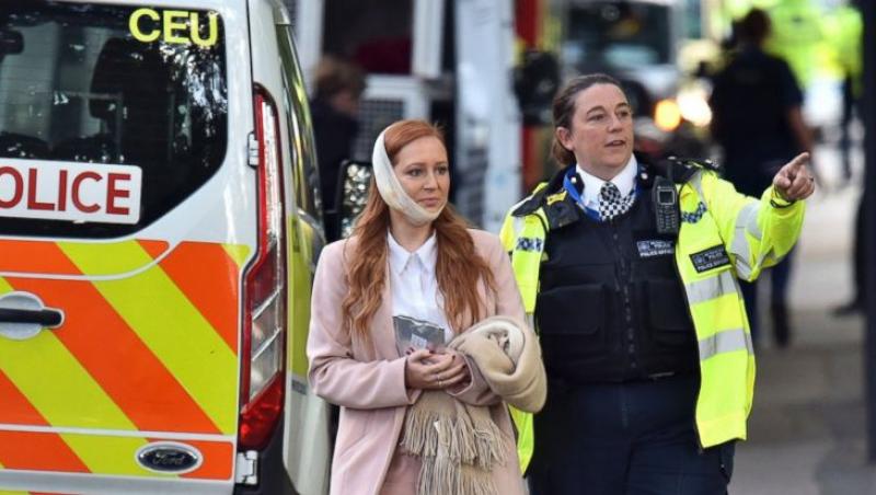 Tânăr în vârstă de 18 ani arestat în legătură cu explozia de la metroul din Londra. Atentatul, revendicat de ISIS!
