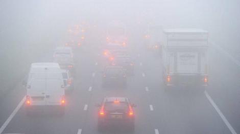 Vremea continuă să creeze probleme! Meteorologii au emis cod galben de ceaţă în mai multe județe din țară