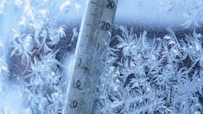 Temperaturile continuă să scadă sub ZERO GRADE! Cea mai joasă valoare termică a fost atinsă &icirc;n centrul țării