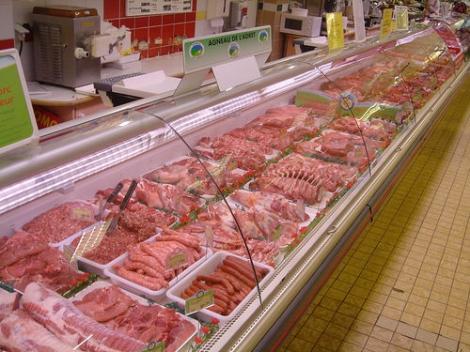 Nu vrei să ştii ce mănânci! De unde provine, de fapt, carnea de porc din supermarketurile româneşti