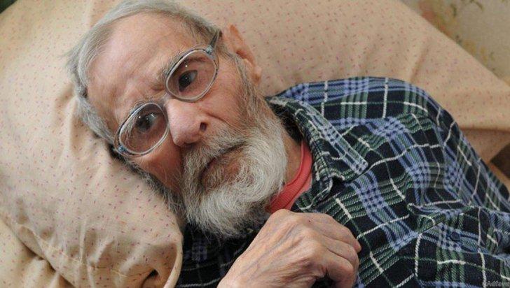 Și-a dus tatăl la azilul de bătr&acirc;ni, dar a primit cea mai dură lecție chiar de la fiul lui de cinci ani: &rdquo;Unde l-ai dus pe bunelul?&rdquo;