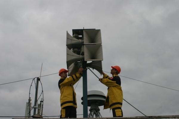 Astăzi repornesc sirenele &icirc;n toată țara! Un nou exerciţiu de alarmare a populaţiei are loc astăzi, &icirc;ntre orele 10.00 şi 11.00!