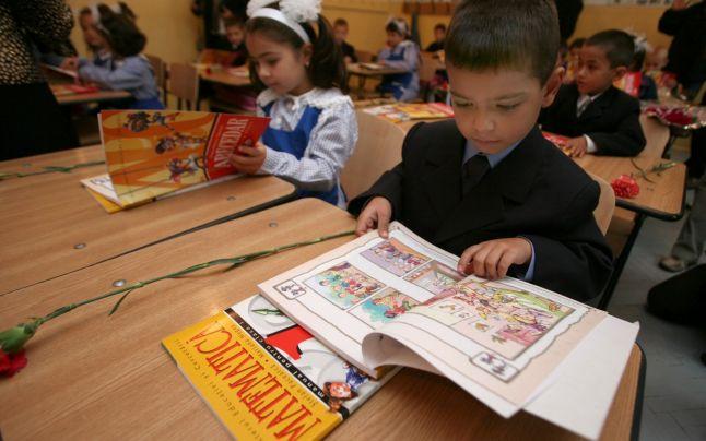 Anunțul așteptat de elevi a venit. Cu PATRU ZILE &icirc;nainte de &icirc;nceperea școlii, ministrul Educației a aprobat ORDINUL!