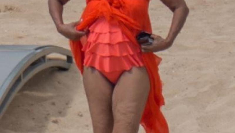 Diana Ross, surprinsă la plajă. La cei 73 de ani pe care îi are, arată de invidiat!