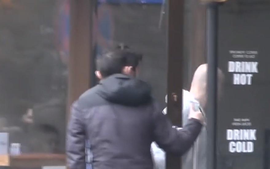 Jaf ca &icirc;n filme la o casă de amanet din Piatra Neamţ! Metoda folosită de hoț &icirc;ntrece orice imaginație!