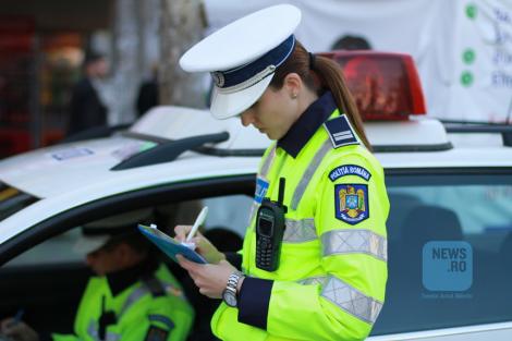 Avertismentul polițiștilor de la Brigada Rutieră pentru șoferii români! „Vom aplica sancţiuni în cazul în care autovehiculele nu vor fi echipate cu anvelope de iarnă!”