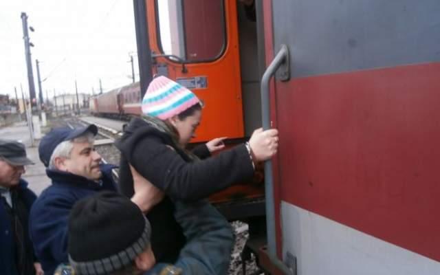 Mersul trenurilor. GRATUITATE din partea CFR Călători pentru persoanele cu handicap