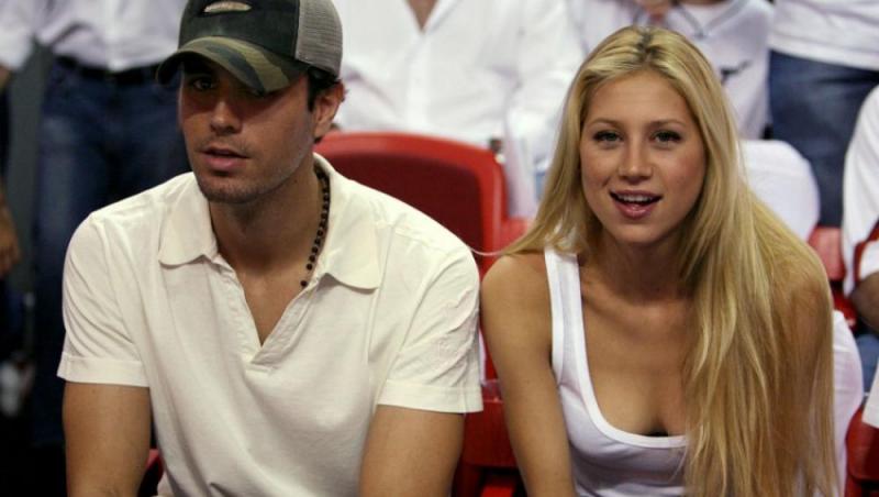 Prima imagine cu unul din gemenii cântăreţului Enrique Iglesias şi a fostei tenismene Anna Kournikova. Cu cine seamănă bebeluşul?