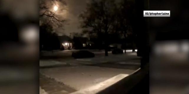 Aşa ceva poţi vedea doar o dată-n viaţă! Căderea unui meteorit a fost suprinsă de camerele NASA! VIDEO