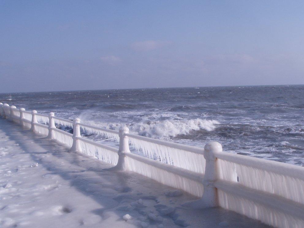 Vremea 19 ianuarie. &Icirc;n Constanța, se opresc ninsorile, dar v&acirc;ntul face ravagii