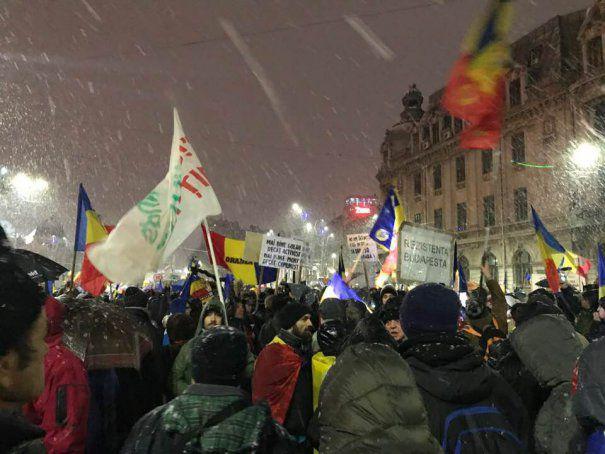 PROTESTELE DE LA 20 IANUARIE. Fostul purtător de cuv&acirc;nt al Guvernului, mesaj sfidător către protestatari: "Amăr&acirc;ților! O să faceți multe spume la gură (...) murați și foarte ciuciulete"