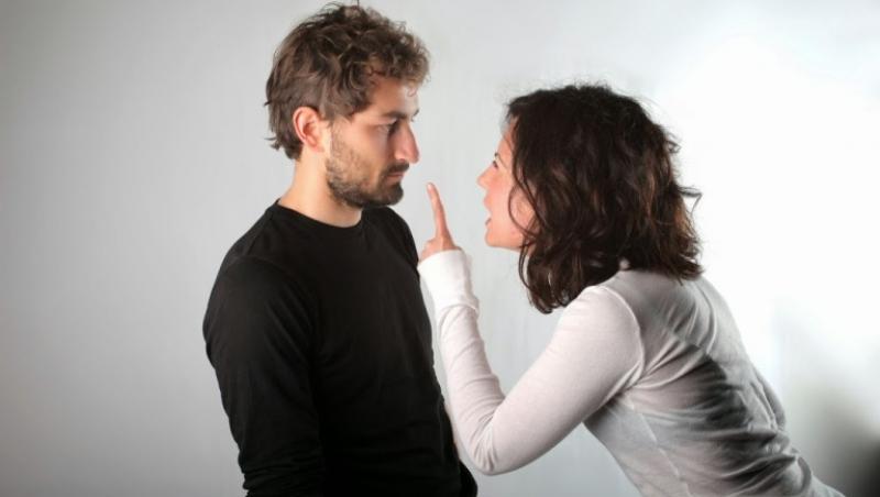 Cum îți dai seama că partenerul nu te mai vrea în viața lui! Un gest spune totul despre intențiile sale ascunse!