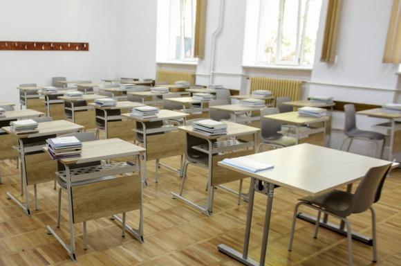 Ministerul Educației, &icirc;ngrijorări majore! Mai multe şcoli riscă să fie &icirc;nchise din cauza costului per elev, calculat greşit