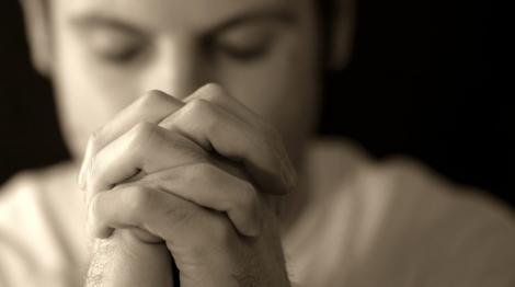 Rugăciunea care te scapă de orice rău din viața ta! Ce se întâmplă dacă o rostești timp de o lună
