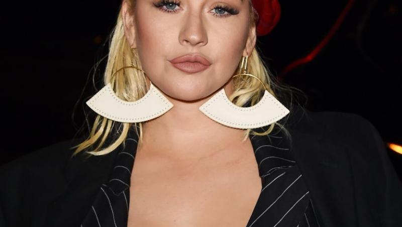 Christina Aguilera, de nerecunoscut! Operațiile estetice i-au distrus chipul de păpușă Barbie. Ultima apariție, criticată vehement de jurnaliști!