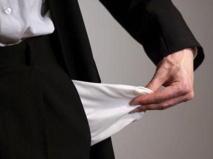 HOROSCOP 5 IANUARIE. Horoscopul zilei nu aduce veşti bune pentru toată lumea. Zodia care va pierde toţi banii economisiţi