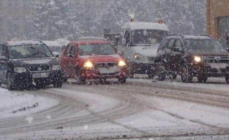 Vremea a luat-o razna! Meteorologii au anunţat COD ROŞU de NINSORI &icirc;n mai multe regiuni. Spania, blocată de nămeţi