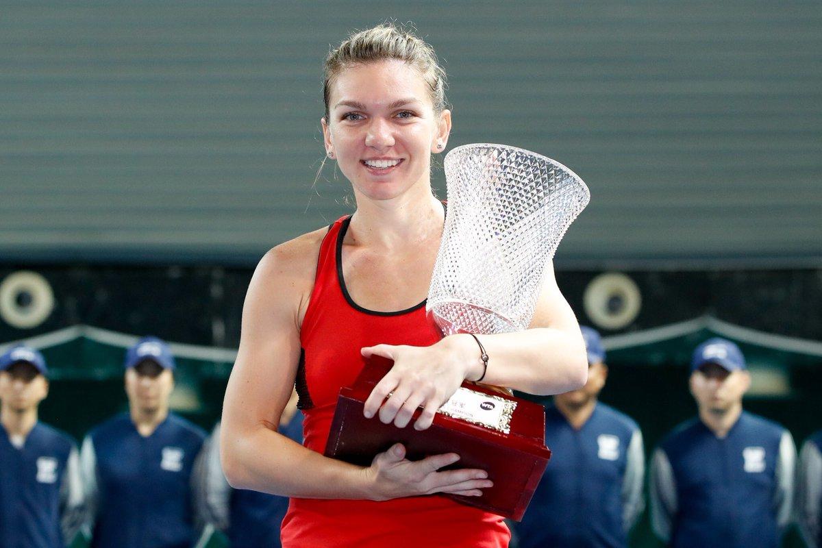Halep, a 14-a săptăm&acirc;nă pe locul 1 &icirc;n clasamentul mondial! Surpriză uriașă &icirc;n topul WTA Race, unde Simona nu prinde top 3