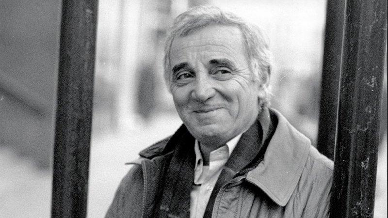 Tragedie &icirc;n lumea muzicii. Actorul, compozitorul şi interpretul Charles Aznavour a murit la v&acirc;rsta de 94 de ani