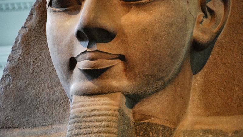 Joac-o pe asta! I-au făcut pașaport oficial faraonului RAMSES al II-lea, mort acum 3.200 de ani! ”Fără acte valide, nu intră!”