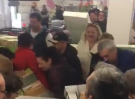 Românii s-au bătut într-un magazin din Constanța! Ce produs era la ofertă (VIDEO)