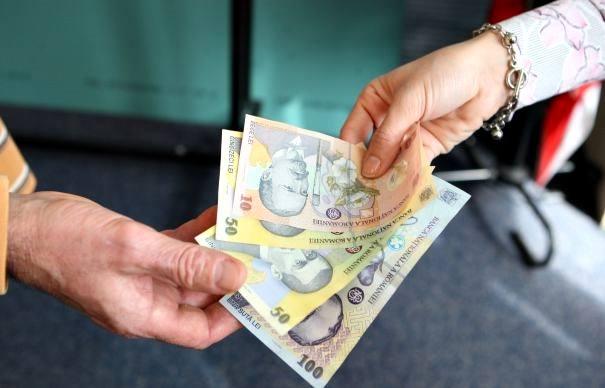 Oficial. Copiii cu v&acirc;rste &icirc;ntre 10 și 17 ani vor primi p&acirc;nă la 990 de lei!