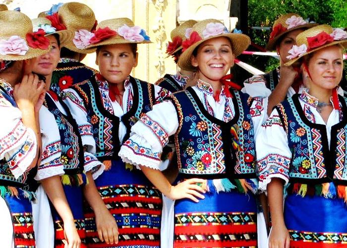 Astăzi, 15 octombrie, sărbătorim Ziua Internațională a Femeilor din Mediul Rural