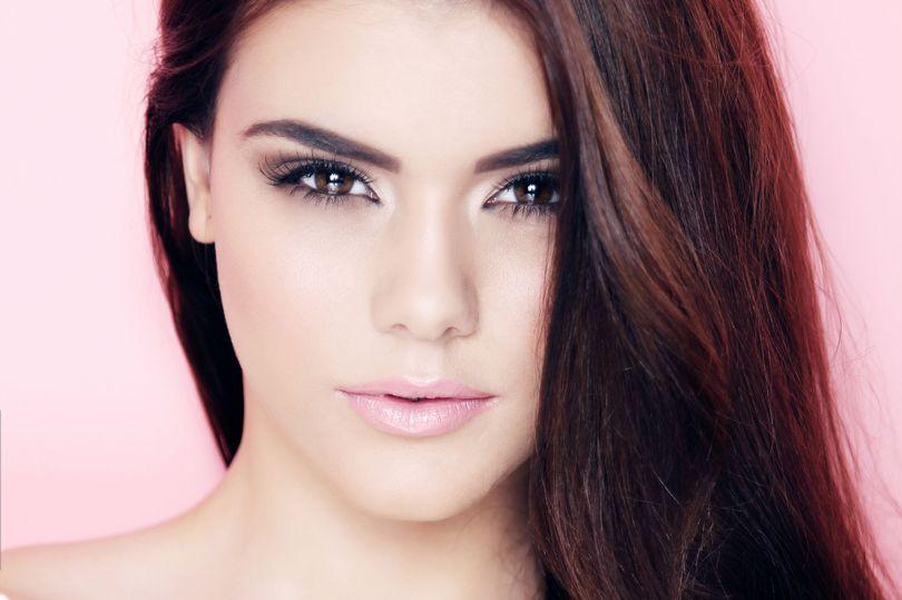 Un model celebru a murit la doar 21 de ani, la scurt timp după ce mama ei a pierdut lupta cu cancerul:&rdquo;A avut lumea la picioarele ei!&rdquo;