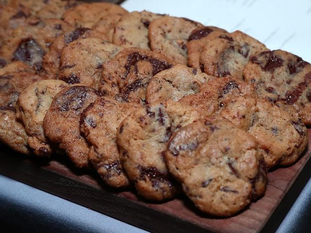 Mai mulți copii au m&acirc;ncat fursecuri făcute din CENUȘĂ UMANĂ. Nu, nu e glumă! N-o să crezi cine este bucătarul macabru!