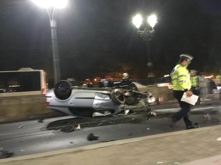 Accident GRAV &icirc;n Capitală! Circulaţie blocată &icirc;n Pasajul Unirii