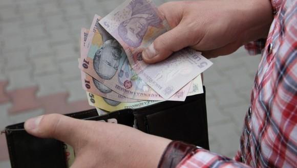 Contribuții sănătate 2019. C&acirc;t crește CASS din 2019 si c&acirc;t vor plăti rom&acirc;nii la sănătate