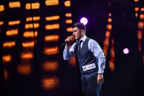 „Am venit să vă încânt!”. Valentin Paraschiv a făcut show la „X Factor”, ca să își impresioneze tatăl