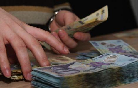 Anunțul momentului! Salariu diferențiat de la 1 noiembrie. Bugetarii, plătiți &icirc;n funcție de studii și vechime