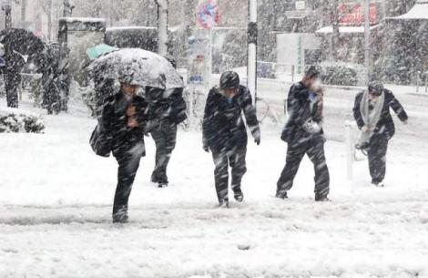 Vești proaste de la meteorologi! Temperaturile scad drastic și apar primele ninsori, după ce România a fost lovită de valul de aer polar!