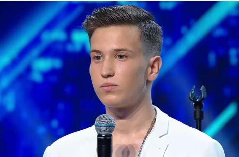 Românul care fost încurajat de Robbie Williams să cânte, pe scena X Factor: "Nici acum nu-mi vine să cred"