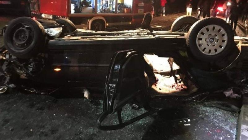 Două persoane au murit în urma unui accident cumplit, în Arad! Cine sunt tinerii care au plonjat cu mașina de la 20 de metri înălțime