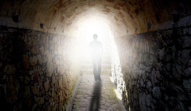 VIDEO| Descoperirea care SCHIMBĂ TOT ce se știa despre moarte! Arheologii au găsit un pasaj către Lumea de Dincolo