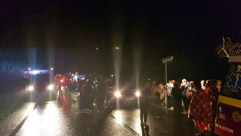 Ultima oră! Un autocar care venea din Spania s-a răsturnat, în Hunedoara: Sunt mai multe victime! Plan roșu de intervenție