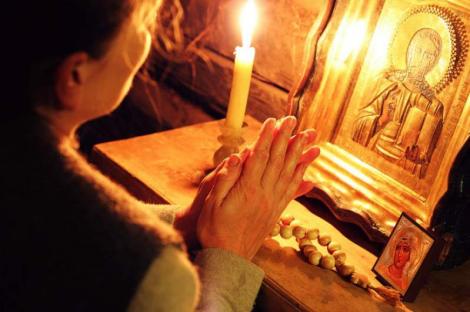 Moșii de Toamnă azi 3 noiembrie. Rugăciunea puternică pe care s-o spui de Ziua Morților