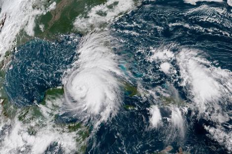 Va fi prăpăd în Florida, SUA! Autoritățile au ordonat evacuarea locuitorilor din cauza unui nou uragan: “Nu mai avem timp”