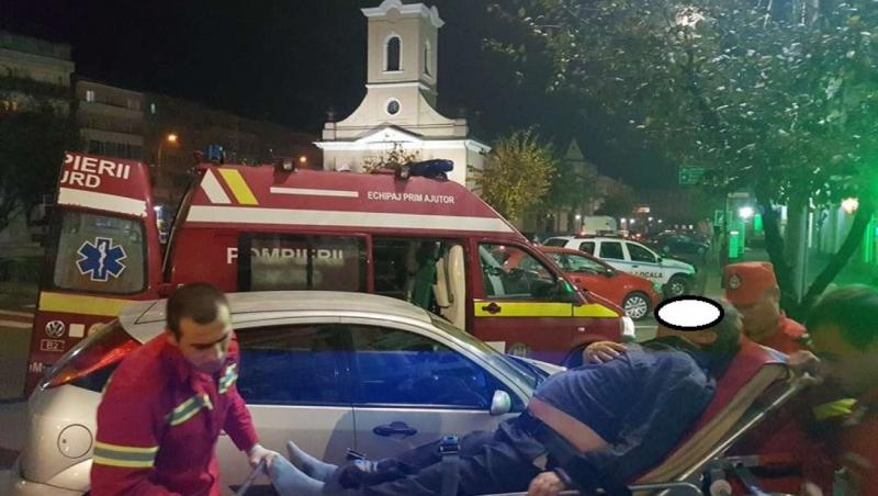 Caz revoltător! Bărbat rănit, lăsat de un echipaj medical să zacă în mijlocul străzii! Motivul pentru care nu l-a dus la spital