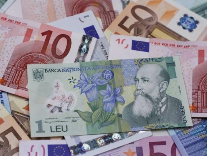 BNR Curs valutar 1 noiembrie. C&acirc;t de mult s-au ieftinit euro și dolarul azi