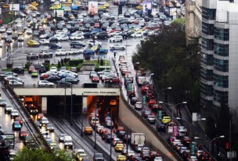 Nu degeaba traficul din București este teroarea oricărui șofer! Oficial este cel mai aglomerat oraș din Europa și al treilea la nivel mondial