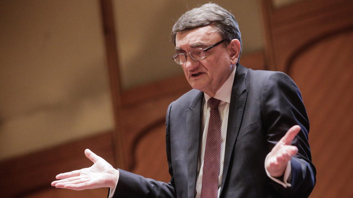 Președintele vrea să-i taie pensia lui Victor Ciorbea! Avocatul Poporului primește 36.000 de lei lunar