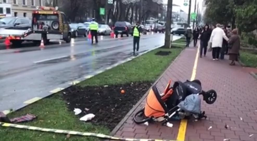 Accident cumplit la Suceava! O mamă și fetița de un an, spulberate pe trecerea de pietoni! (VIDEO)
