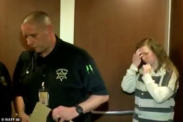 O t&acirc;nără de 25 de ani, condamnată la 40 de ani de &icirc;nchisoare! Modul barbar prin care și-a pedepsit copiii: &rdquo;Practic, i-ai gătit! Nu te-ai g&acirc;ndit la asta?&rdquo;