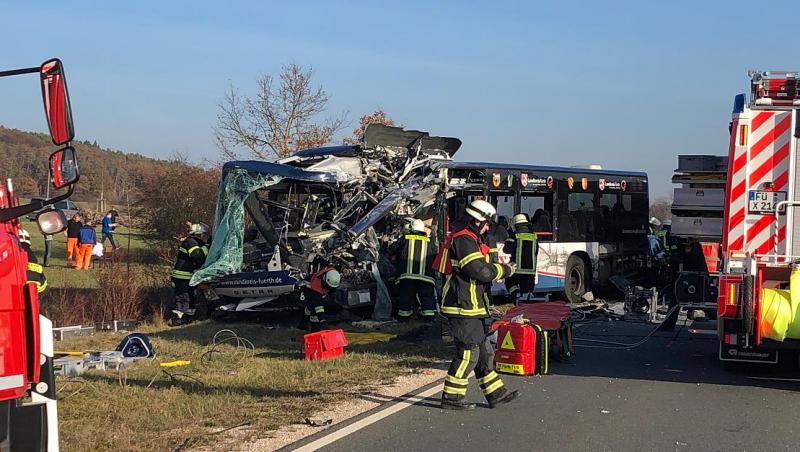 Tragedie în Bavaria! Două autobuze școlare, în care se aflau 40 de copii, s-au ciocnit frontal: Sunt mai multe victime