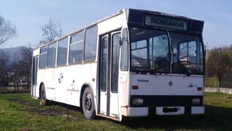 Povestea americanului care şi-a cumpărat un autobuz românesc din Feteşti şi a călătorit cu el până în New Jersey a făcut înconjurul lumii. Ce a pățit americanul cu autobuzul Rocar